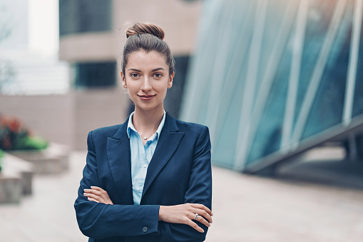 Asesor en cuestiones legales, éticas y de empleo